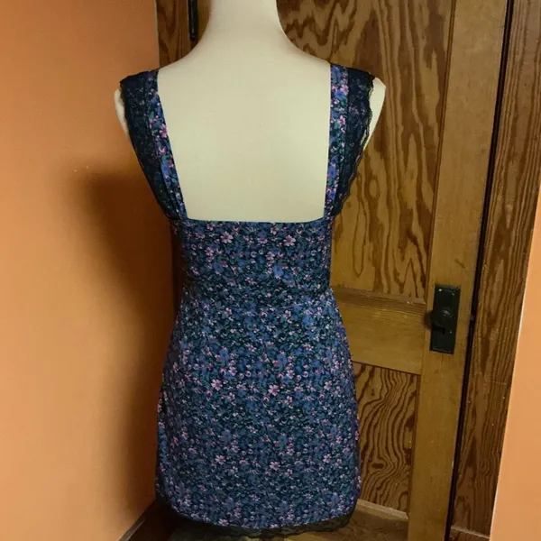 More to come Irene floral lace trimmed mini dress - Image 9
