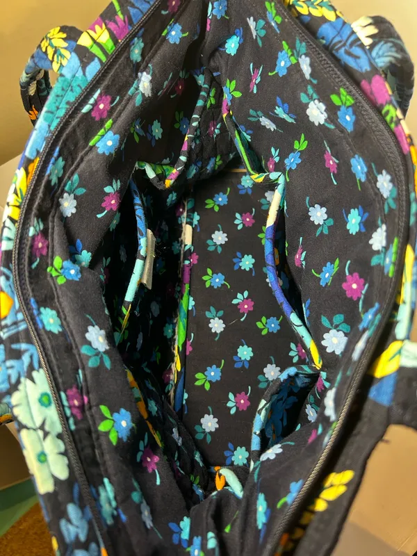 Vera Bradley Bag - Image 6