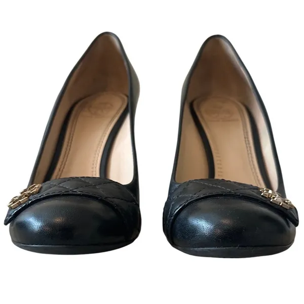Tory Burch Marion Quilted Leather Wedge Pumps Black Gold Logo Size 8.5 - Image 3