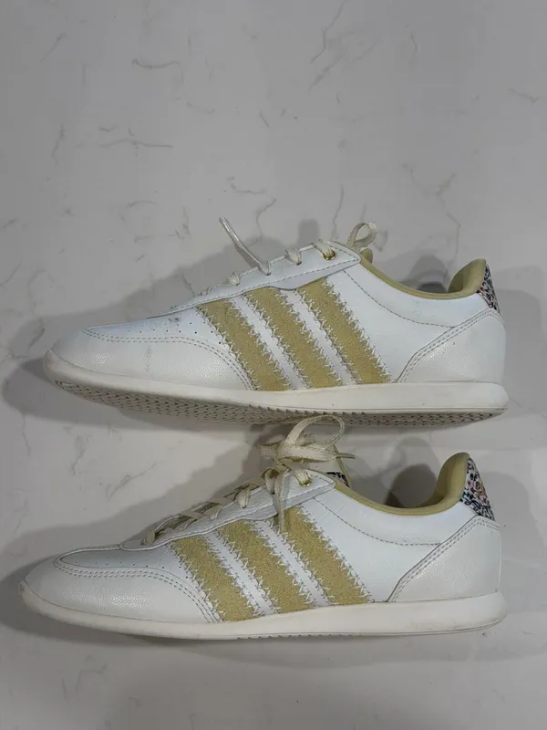 Adidas Barreda Lo Cloudfoam White Floral Women's Sneakers Size US 8 - Image 3