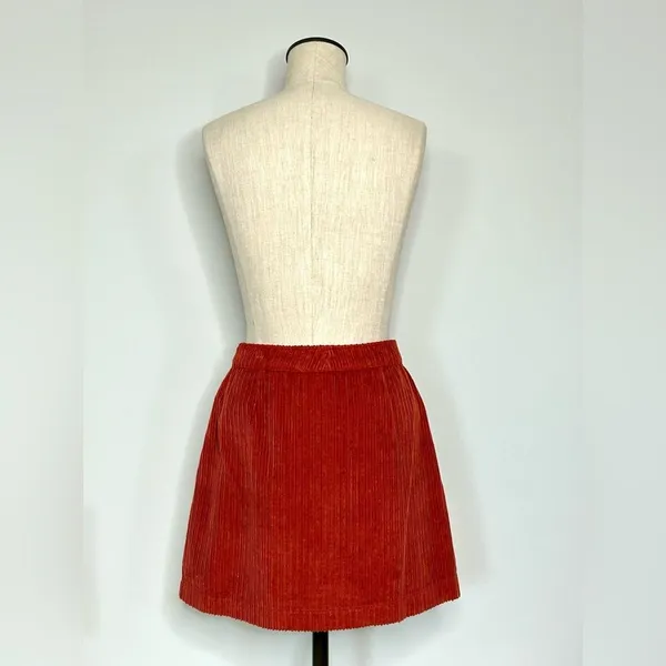 Urban Outfitters BDG Jumbo Corduroy Button-Down Mini Skirt in Red Rust sz Small - Image 7