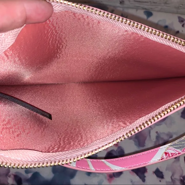 Chico’s Breast Cancer Awareness Pink‎ Floral Wristlet Clutch NWT Ribbon Zipper - Image 3