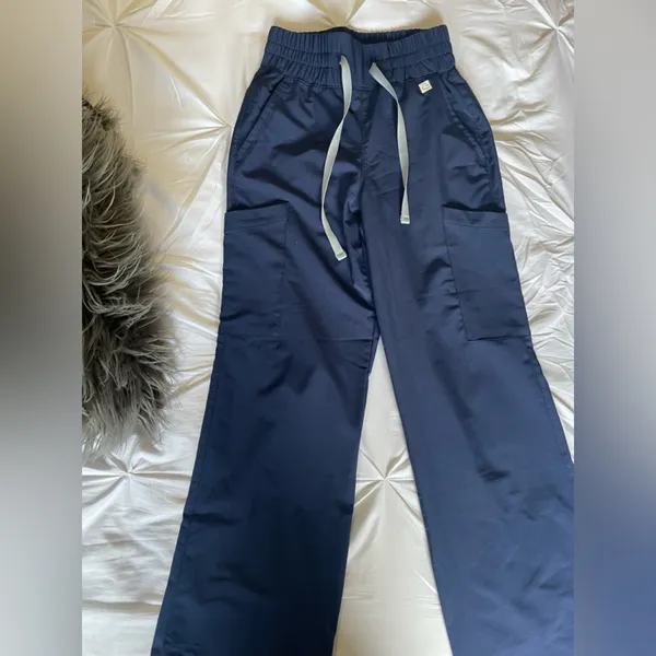 Resurg wide leg high waisted scrub pant - Image 3