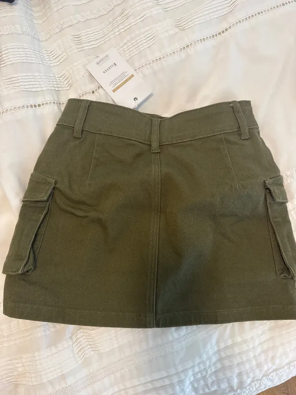 Green skirt Size XS - Image 2