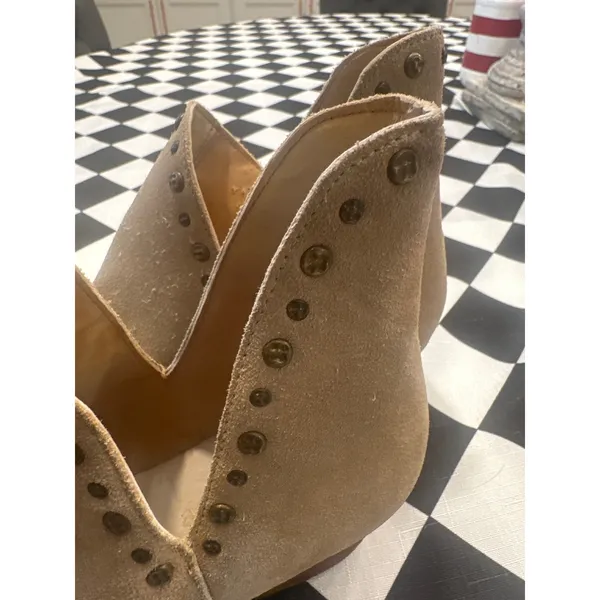 Free People Tan Suede Studded Charm Ankle double V Boots Western Pointed 38.5 - Image 6