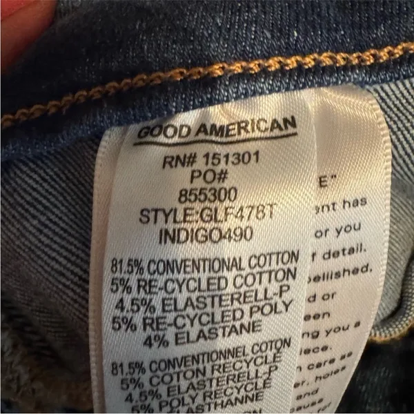 $98 Good American GA 3 (large) power stretch pull on slight flare jeans GLS478T - Image 11