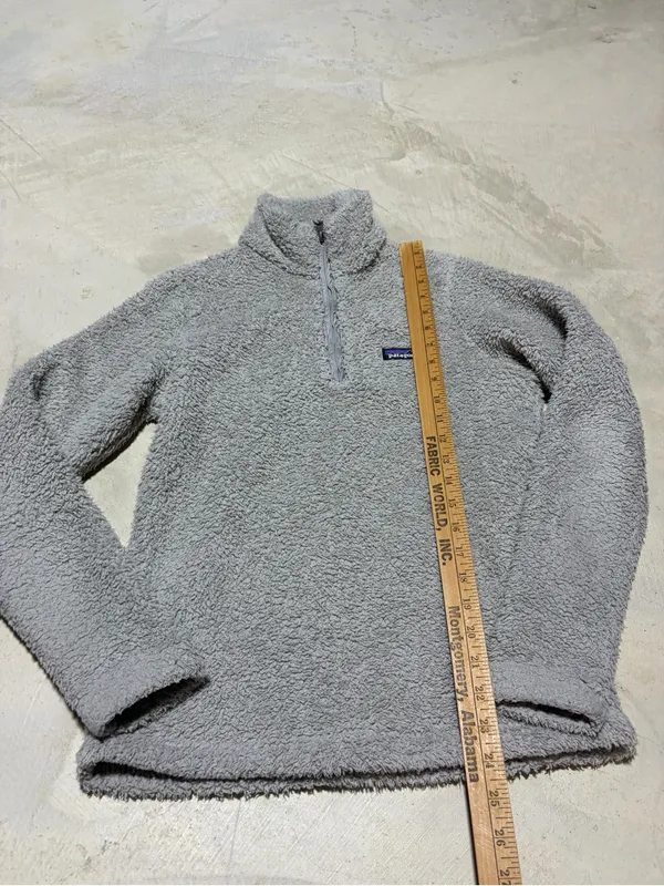 Patagonia Light Gray Quarter-Zip Pile Fleece Pullover XS - Image 3