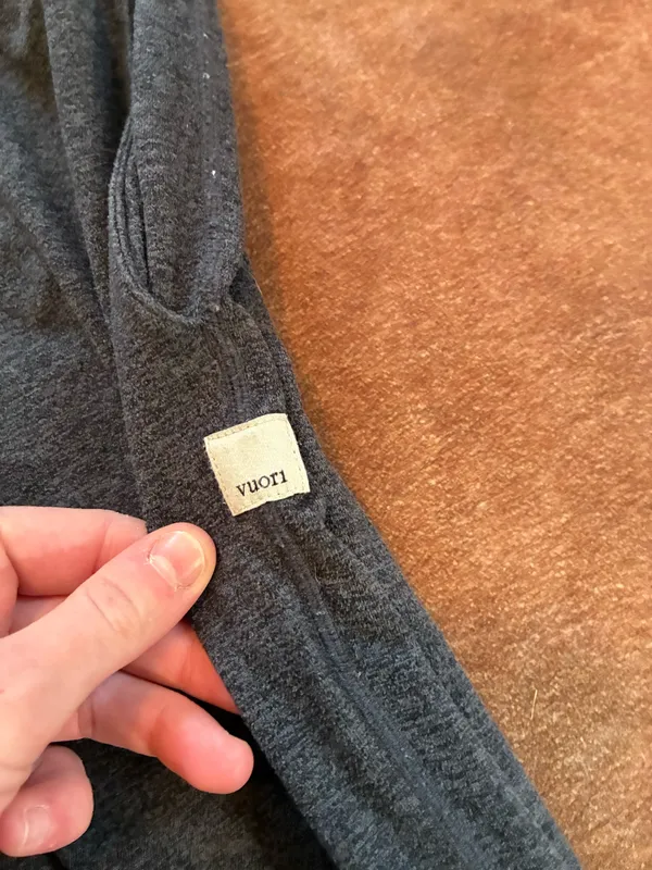 Mens Vuori Ponto Performance Pant 30" No size tag anywhere to be found most likely cut out No flaws Men's size medium will measure upon request! - Image 3