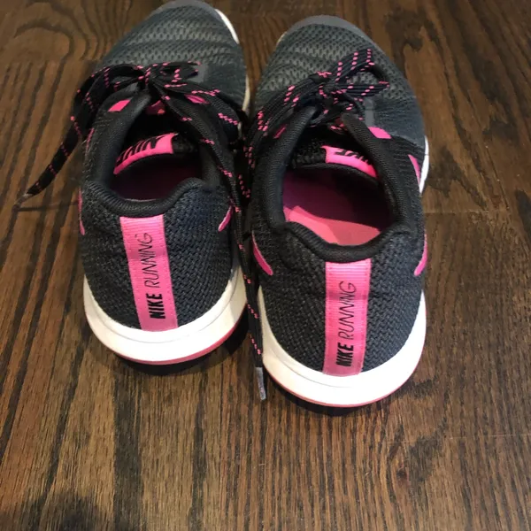 Nike Running sneakers size 8 - Image 3