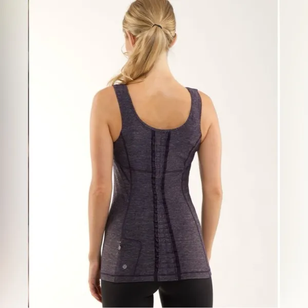 Lululemon Run Free Tank Purple Size 4‎ - Image 2