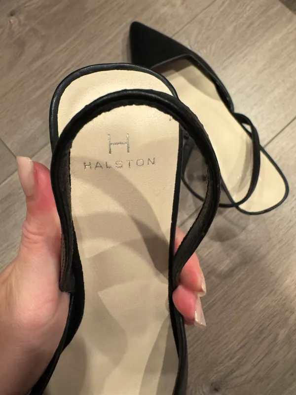 H by Halston Pointed Toe Kitten Heel - Image 4