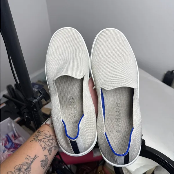Rothy’s The Original Slip-On Sneaker Off-White/ Light Gray Sz 10 - Image 14