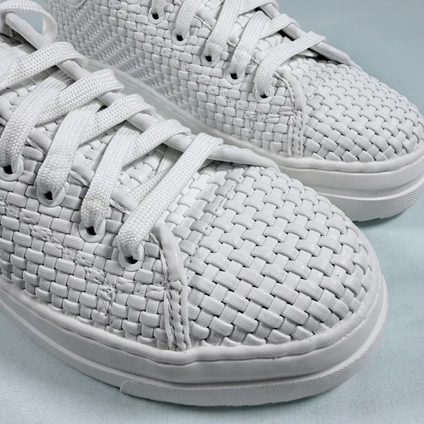 On‎ 34th Size-6M Women's Lusille Woven Lace-up Sneakers, White - Image 7