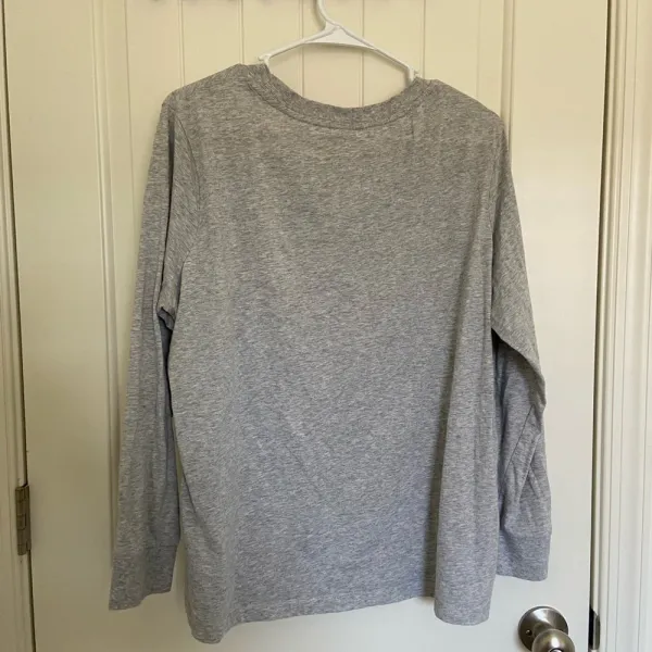 Women’s holiday themed penguin long‎ sleeve shirt — XL - Image 6