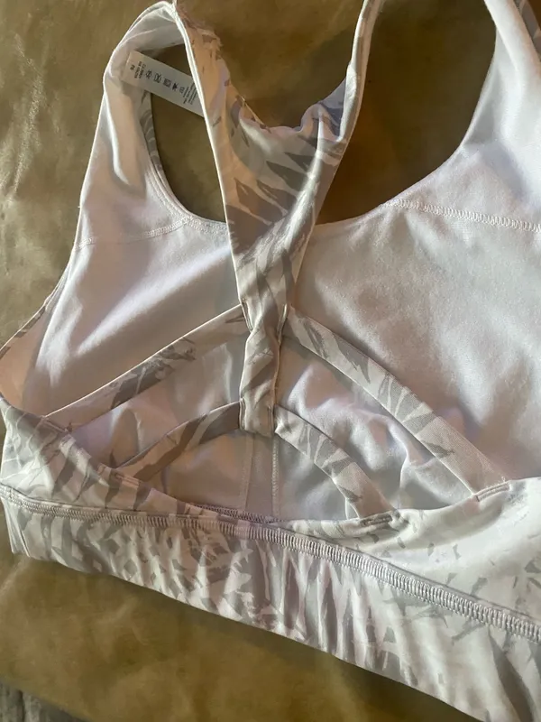 Lululemon Bra Sports 8 - Image 3