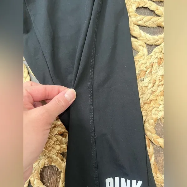 PINK - Victoria's Secret Leggings Size Med Grey Cheetah Print - Image 3