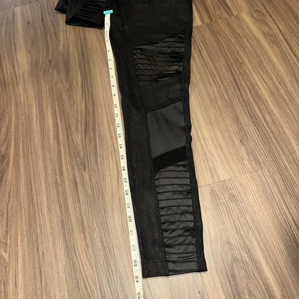 ALO Yoga Moto Leggings High Waist‎ Black Moto Panel Detail Athleisure Small - Image 6