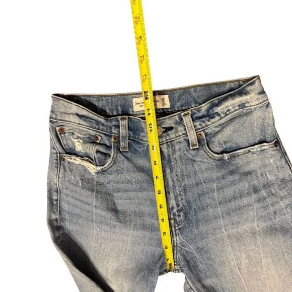 Abercrombie & Fitch Size 2/26 High Rise Mom‎ Jeans Straight Leg Basic Everyday - Image 4