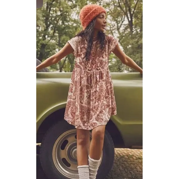 Free People Women's All The Time Velvet Paisley Mini Dress In Petal Pink Combo - Image 2