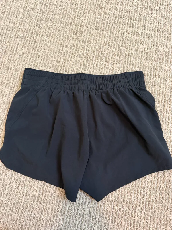 Gap Fit 3 inch Running Shorts in Black - Image 4