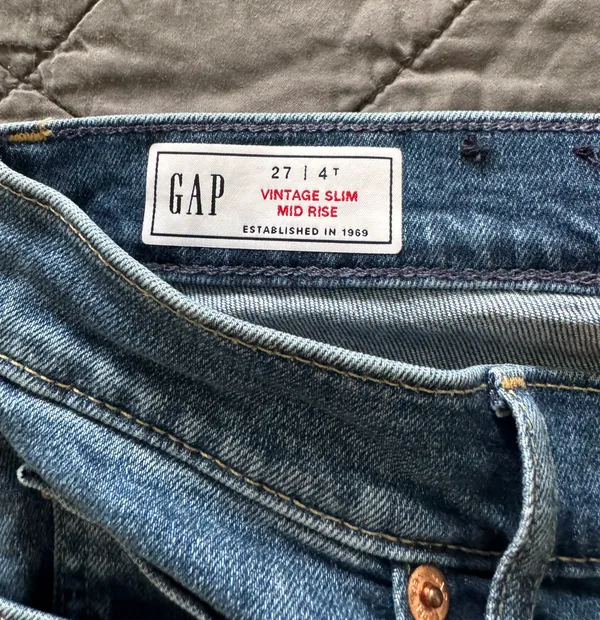 Gap Straight Leg Jeans - Image 4