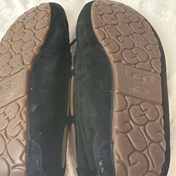 Ugg Black Leather Moccasin lippers Womens 11 Black Leather - Image 6