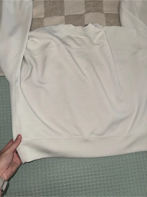lululemon‎ Softstreme Perfectly Oversized Cropped Crew size 6 - Image 4