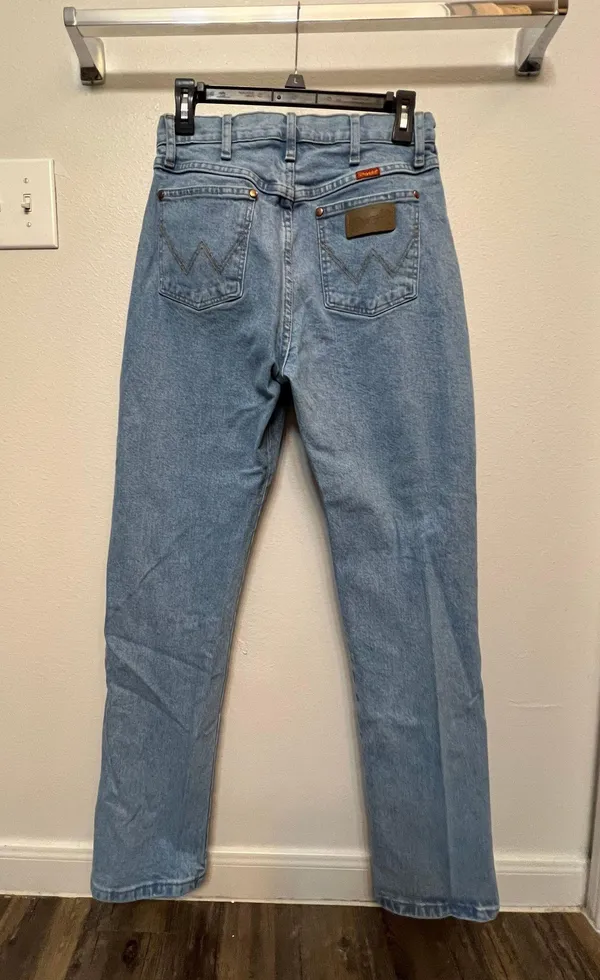Wrangler Women’s Cowboy Cut Jeans - Image 3