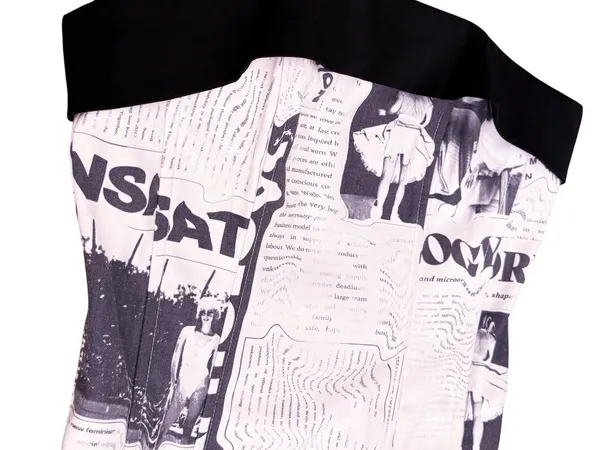 With Jean Off White Black Carla Read All About It Newspaper Corset Top XS NWOT - Image 4