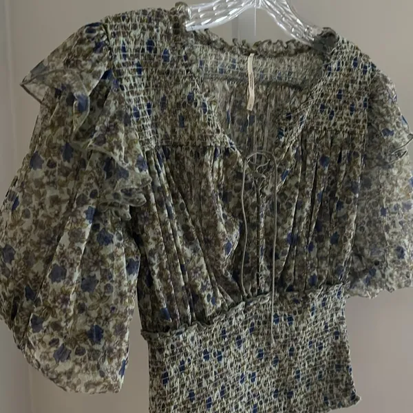 Free People Beatrice Floral Smocked Waist Top Size Small Y2K 90s Fairy - Image 5