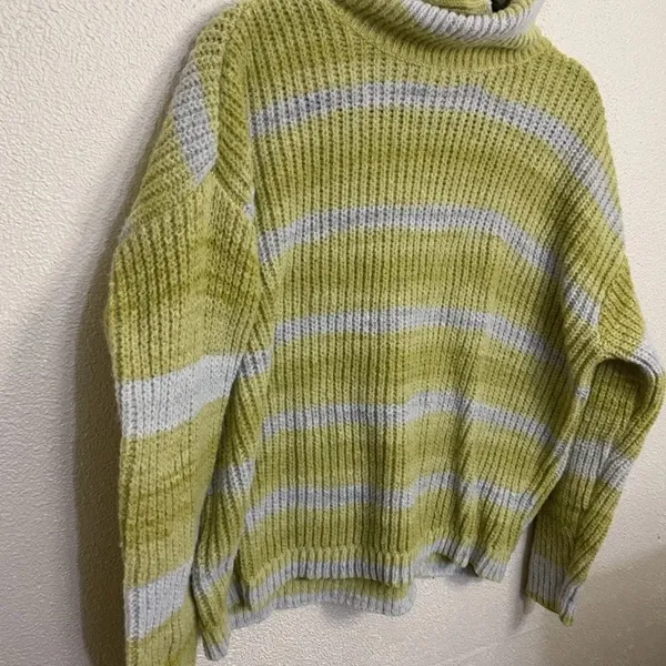 99 Jane Street Women’s Stripped Turtleneck Sweater Size L Yellow Gray RibbedKnit - Image 2