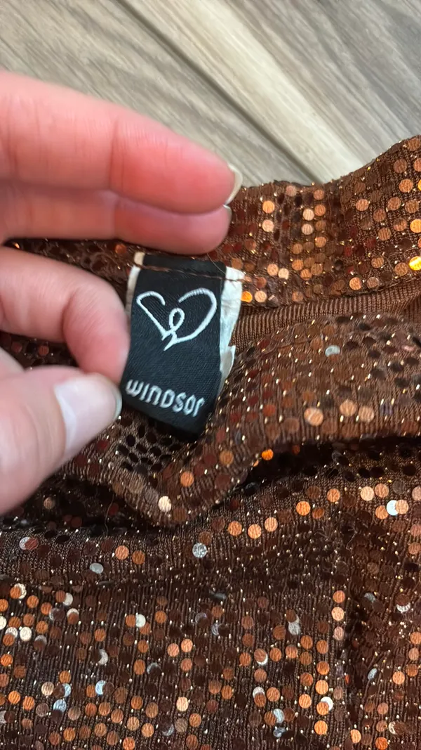 Women’s large Windsor copper skirt  - Image 5