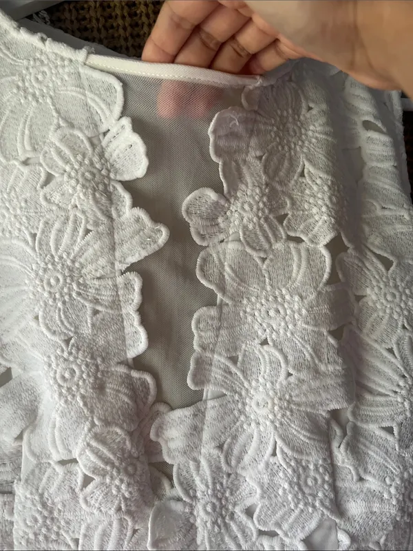 Urban Girl Nites White Floral Lace Sleeveless Midi Dress with Scalloped Hem - Image 3