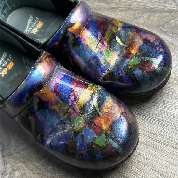 Dansko Pro XP 2.0 Patent Leather Clogs Size 40 (US 9.5-10) - Image 2
