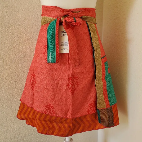 Wevez Clothing Skirt Women One Size Silk Blend Reversible Wrap Boho NWT - Image 5