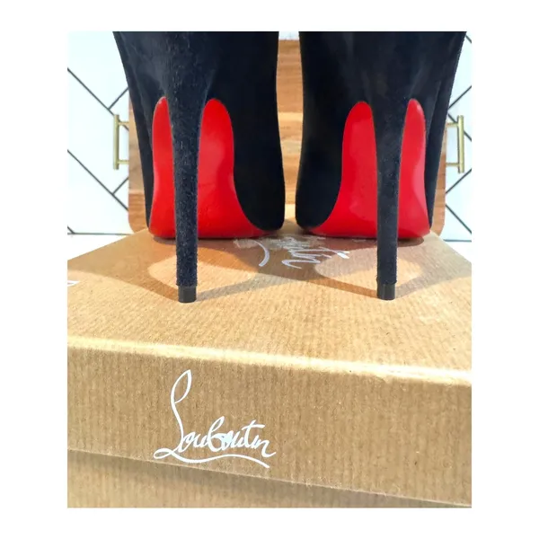 Christian Louboutin Alminette black suede 100MM pointed-toe pump size 38W2 - Image 6