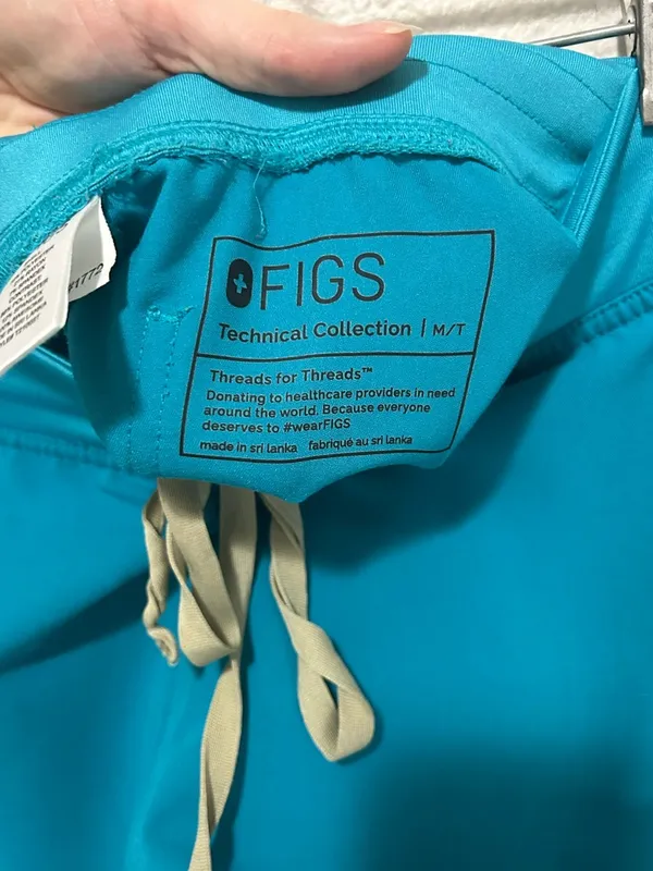 FIGS Catarina Scrub Top + Livingston Pants Set Teal Size Medium Tall - Image 6