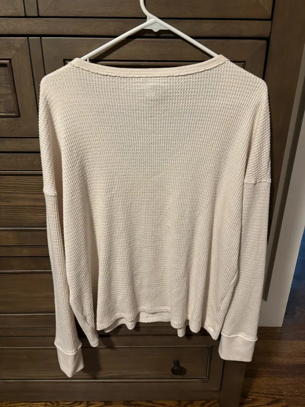 American Eagle Shirt - Image 2