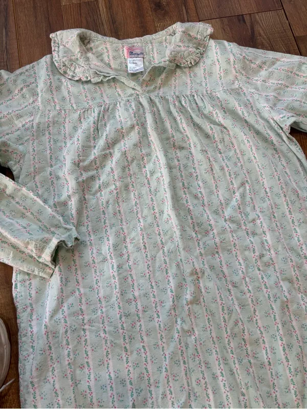 Vintage Cottagecore Floral Nightgown / Sleep Dress | 100% Cotton - Image 3