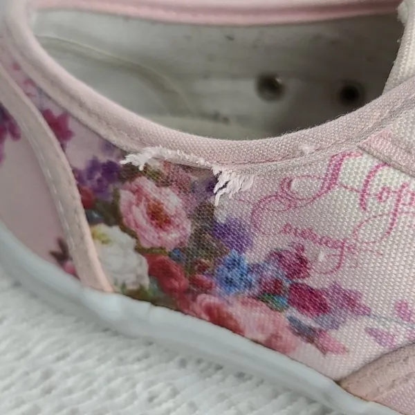 The Bradford Exchange Lena Liu breast cancer shoes 6.5 - Image 5