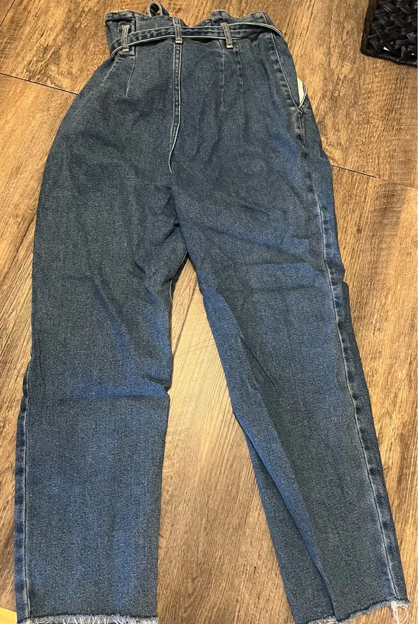 Abercrombie & Fitch Ultra High rise Jeans - Image 4