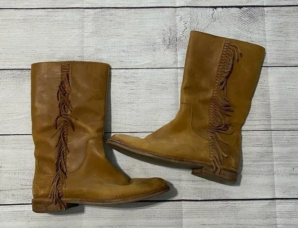 Bass Distressed Boots Size 11 - Image 5