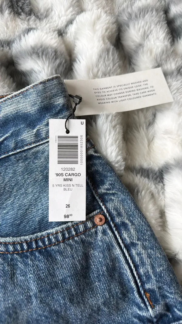 Aritzia Denim Forum Skirt Mid-Rise Cargo - Image 6