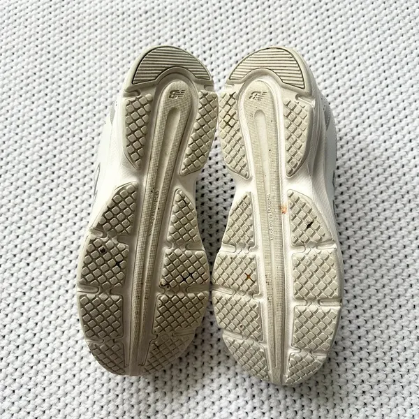 New Balance 411 Comfort Ride WA411LW1 White Walking Shoes Sneakers 7.5D Wide Wmn - Image 7
