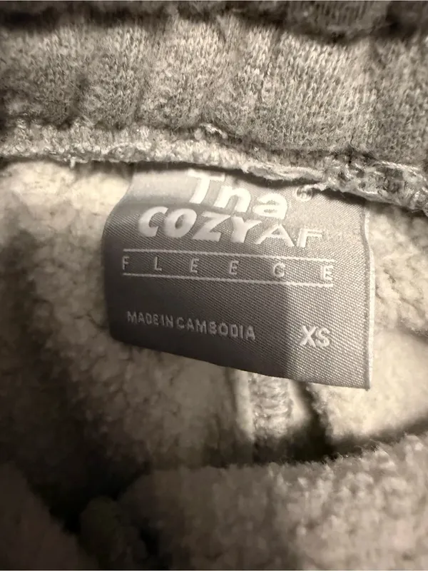Aritzia Tna AF Fleece Pull On Shorts - Image 2