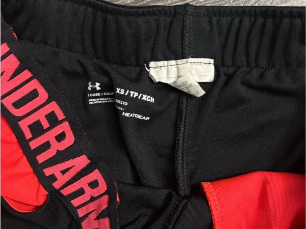 Under‎ Armour Black and Red Women's Athletic Shorts - Image 3