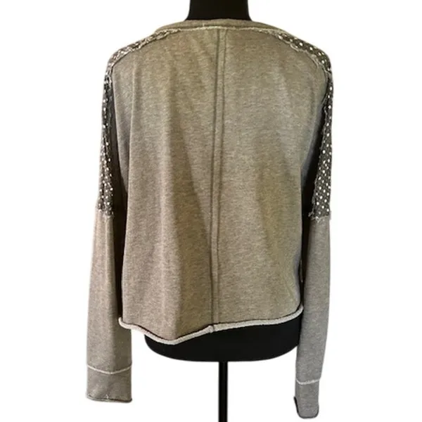 In Loom Taupe Bandana Patchwork Distressed Pullover L - Image 5