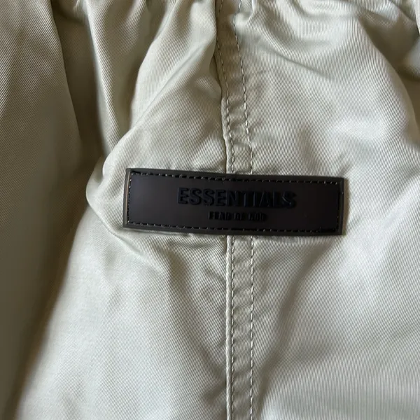 Essentials fear of god shorts Green Size XXS - Image 2