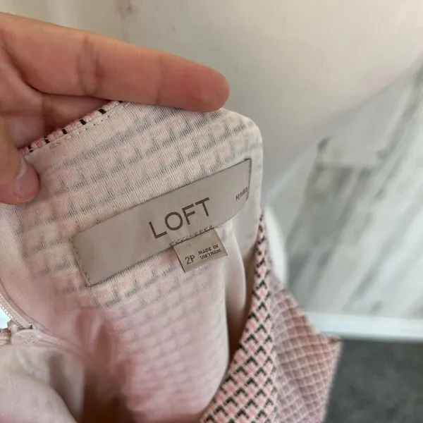 Loft pink dress size 2P - Image 5
