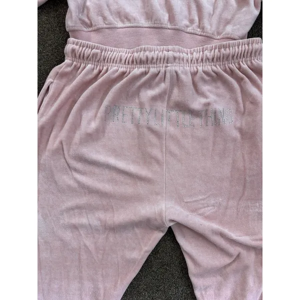 PrettyLittleThing Pink Velour 2pc Tracksuit Set Zip Hoodie Joggers Pockets - Image 4